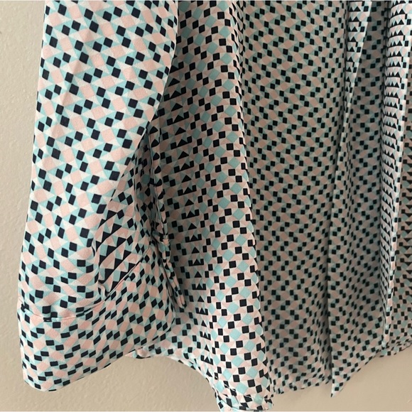 Rachel Rachel Roy Tie Front Geo Print Blouse Size Large New - Picture 3 of 3